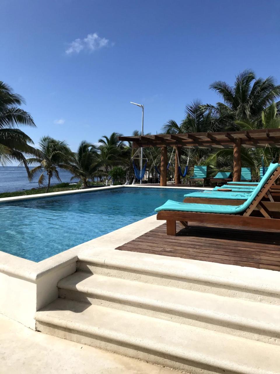Aquastar By Rt Vacation Rentals Mahahual Exterior photo